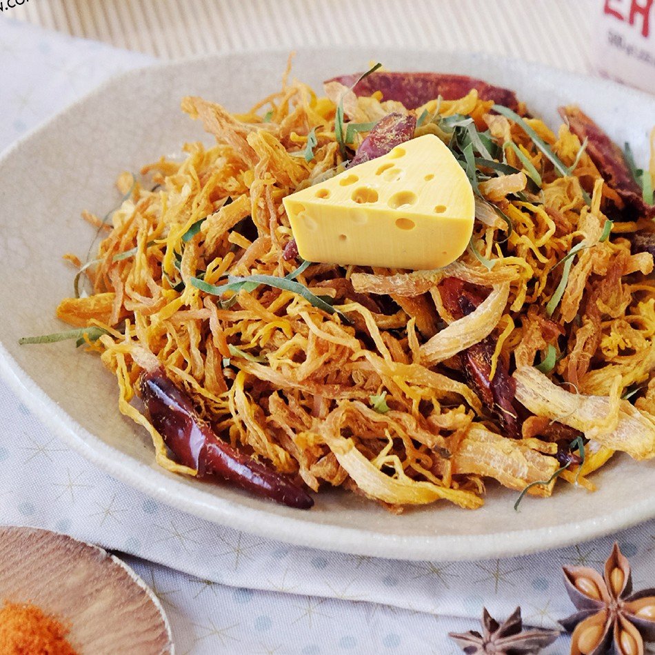 Cách làm khô gà lá chanh bằng lò vi sóng