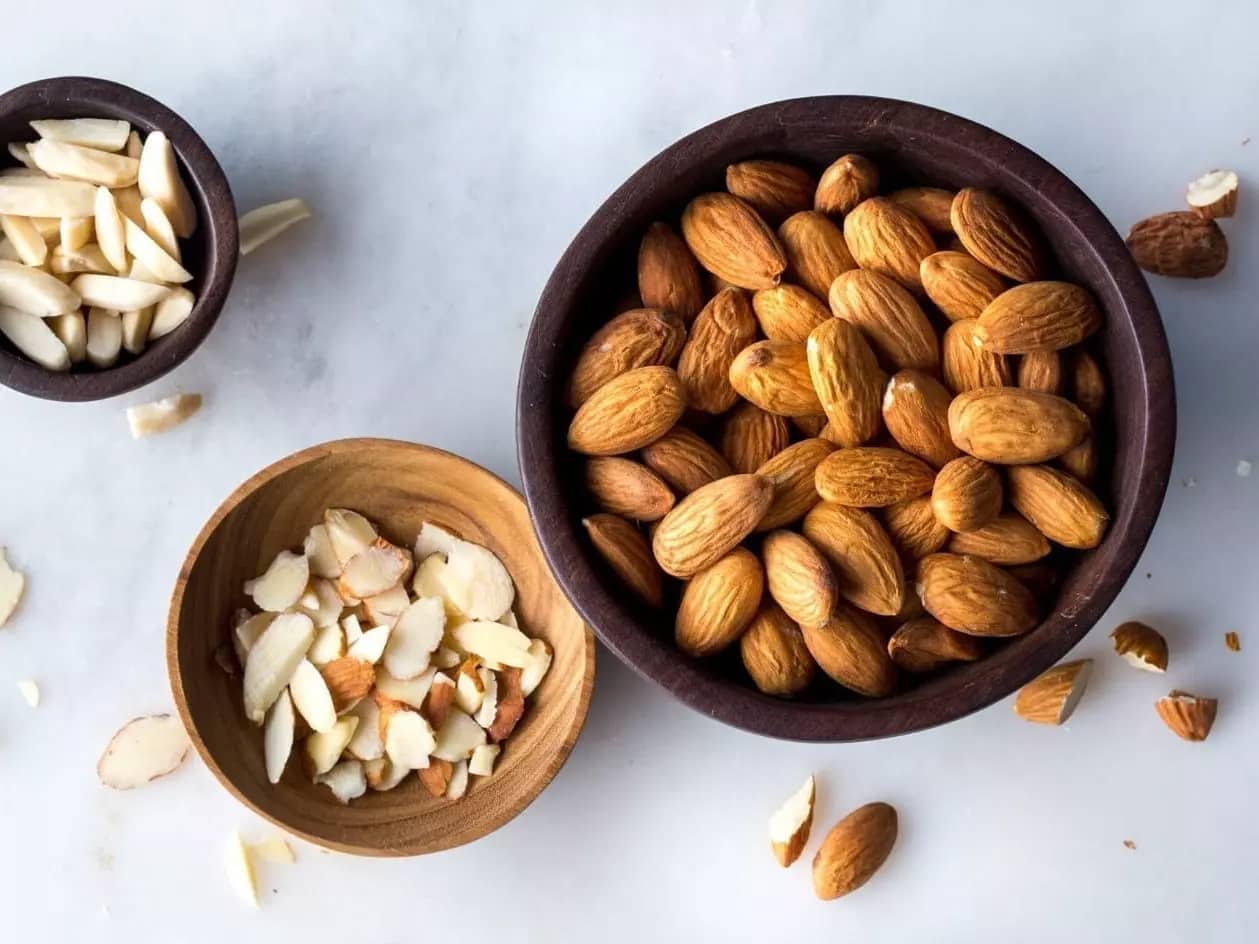 hạnh nhân ăn có tác dụng gì