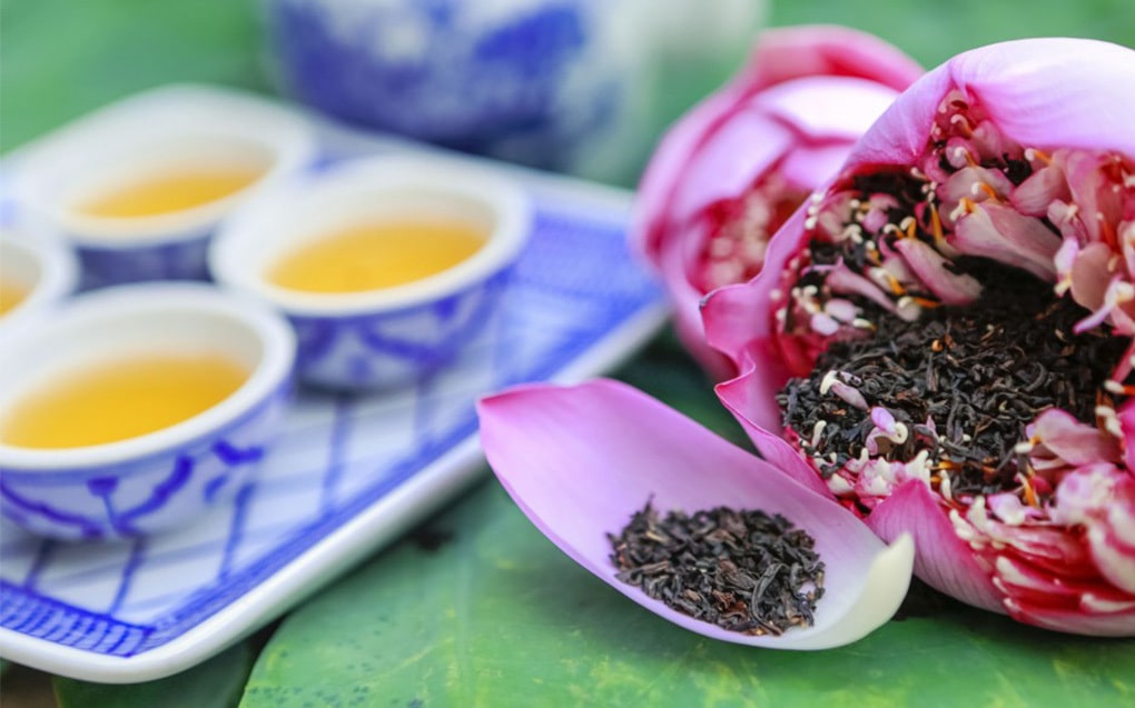 Nên biếu sếp quà gì quà biếu
