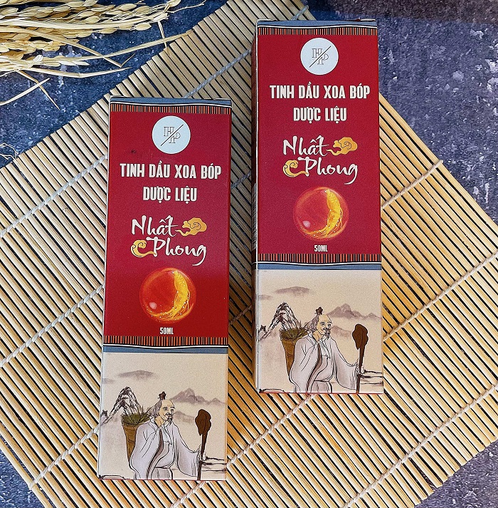 Dầu Xoa Bóp Dược Liệu - Nhất Phong